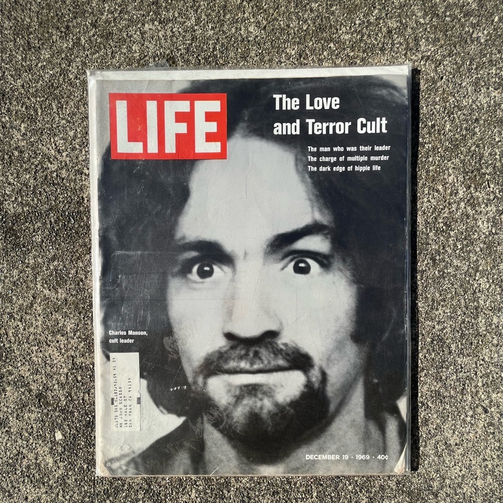 Charles Manson LIFE Magazine 1969 rare with dust cover
